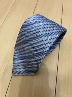 【シルク100%】COMME CA ISM 青系ストライプ ネクタイのサムネイル