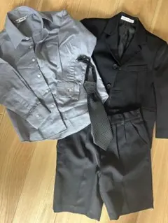 フォーマルスーツセット（シャツ・ネクタイ・ショートパンツ）