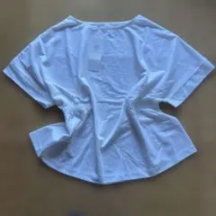 【ルノンキュール】新品 ギャザー付きTシャツ プルオーバー Fサイズ ホワイト