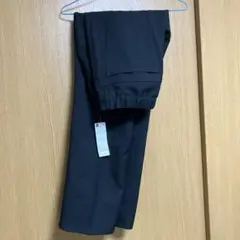 GU センタープレスストレートパンツ ブラック Lサイズ
