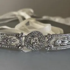 ウェディング　ヘアアクセ　ビジューカチューシャ