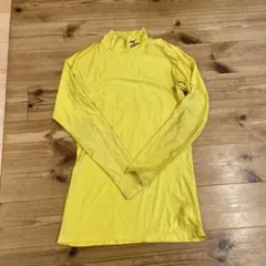 Mizuno イエロー 長袖 ハイネックシャツ　インナーM