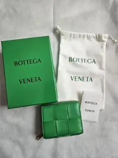BOTTEGA VENETA 二つ折り財布