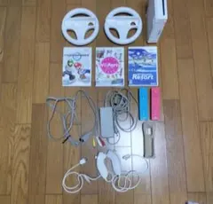 Wii本体とゲームソフト、周辺機器セット