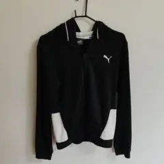 PUMA フード付きパーカー 黒