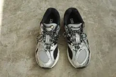 ASICS GEL-NIMBUS 10.1 ブラックシルバー 28