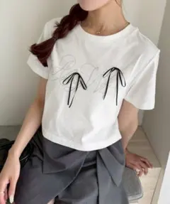 【美品】NICE CLAUP ビジューリボンアソートT Tシャツ ホワイト Fのサムネイル