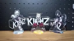 KMNZ×WEGOコラボ アクリルスタンド 3種セット＋ステッカー - メルカリ