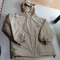 FILA フード付きジャケット ベージュ【25ET30P000003】 - メルカリ