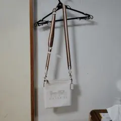 COACH ショルダーバッグ ホワイトのサムネイル