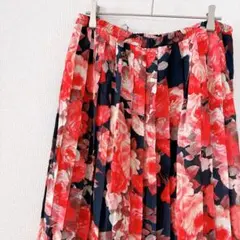 人気✨️花柄プリーツスカート フレアスカート ロングスカート 赤 黒 お出かけ