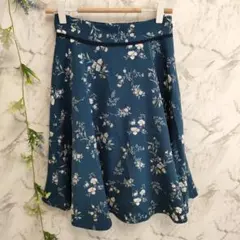 ✿MAJESTICLEGONマジェスティックレゴン　スカート　ネイビー花柄