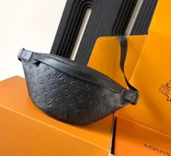 Louis Vuitton ブラック ボディバッグ