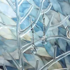 クリスタル風ブルーグレードロップロングピアス、イヤリング無料交換できます