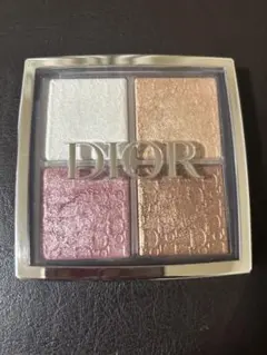 Dior バックステージ フェイスグロウパレット001