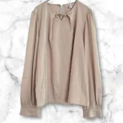 フリースタイル　長袖シャツ　 Ｖネック　綺麗め　上品　ゆったり　XL オフィス