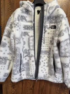 THE NORTH FACE フリースジャケット ペイズリー柄アウター　L