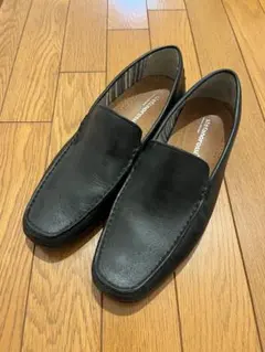 黒のカジュアルスリッポン