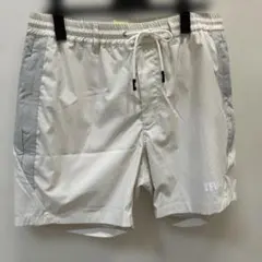 TFW49 ホワイト ショートパンツ TFW49 ショートパンツ ライトグレー - メルカリ