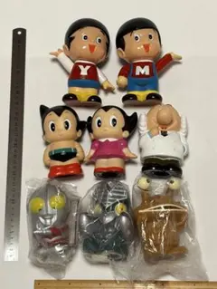 ヤン坊マー坊、アトム ウラン、ウルトラマン 貯金箱 ８点