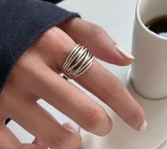 Item thumbnail for item f803824f-301b-49c7-b532-9cfb3e1ab2d9