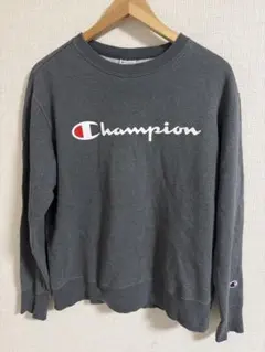 美品　Champion クルーネック スウェット グレー Lサイズのサムネイル