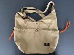 A4サイズ対応　ドローコードナイロンショルダーバッグ