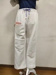 Item thumbnail for item 71bee8ec-e198-47e1-bf75-e2b4fafd23a5