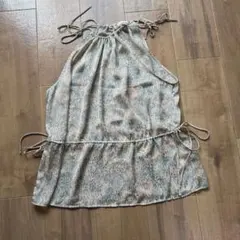 H&M Mサイズ ベージュ系キャミソール