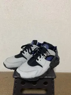 Item thumbnail for item 46aea700-92ee-470b-8918-80c0c20349a1