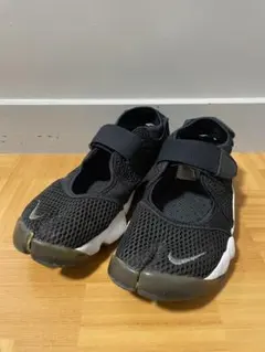 NIKE AIR RIFT 25cm ブラック