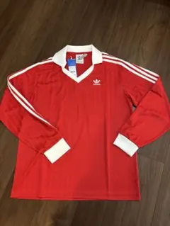 adidas 長袖カットソー