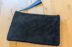 earth music&ecology　黒ファークラッチバッグ