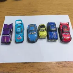 カーズ　トミカ