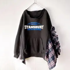 古着リメイクスウェット　チェック柄フリル　アシンメトリー　ブラック　片面プリント