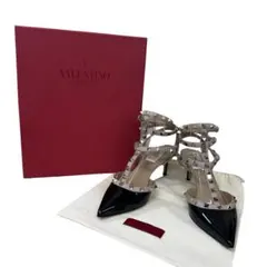 VALENTINO ロックスタッズ エナメル パンプス ブラック
