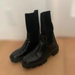 ZARA ブラックブーツ