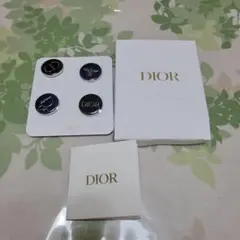 Dior　ディオール　限定ピンのサムネイル