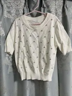 ホワイト半袖トップス＆ブラックパンツセット