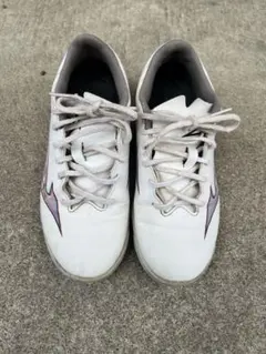 ミズノ ALPHA サッカートレーニングシューズ 白 練習用 21.5センチ