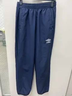 umbro アンブロ　ネイビー ジャージパンツ Mサイズ