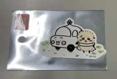 ちいかわ スマホに貼れるサイズのステッカー（ラッコとくるま）