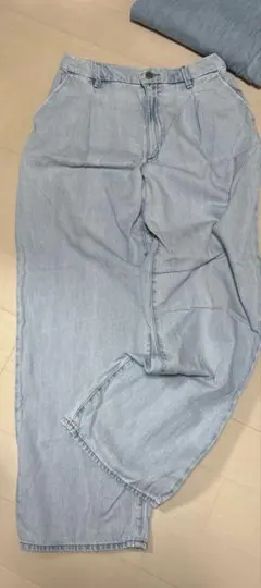 ユニクロ　デニムパンツ　M