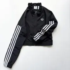 アディダス　adidas トラックジャケットトラックトップ　クロップド丈ブルゾン