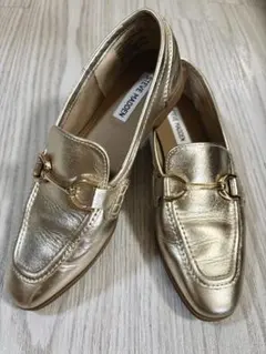 STEVE MADDEN ゴールド ローファーのサムネイル