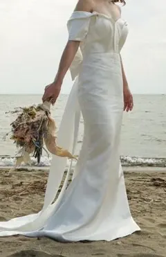 ★大幅値下げ中★【結婚式・前撮りに】ホワイトロングドレス／1回着用美品／Mサイズ