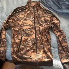 adidas originals トラックジャケット