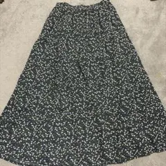 アースミュージックエコロジー　ロングスカート　プリーツスカート　花柄　ブルー系