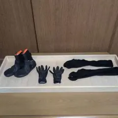 サーフィン用ブーツとアクセサリーセット