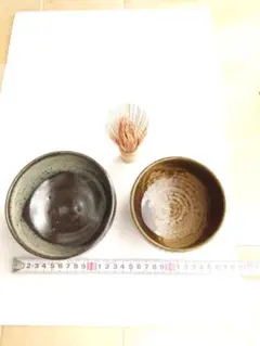 陶器製お抹茶碗2個　茶筅はおまけで。